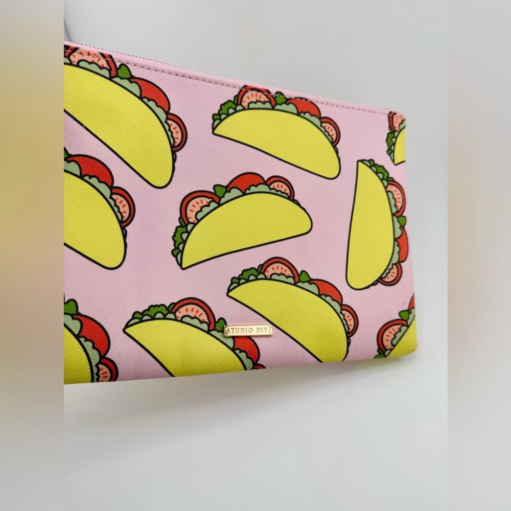 Studio DIY Taco Print Cosmetic Bag Pouch or Clutch with Gold Hardware Pink - Picture 6 of 10